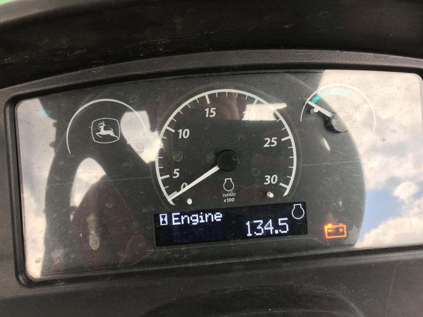 ./imagenes/INVOICE/2019/16451/TRACTOR AGRICOLA JOHN DEERE 3038E (33).JPG